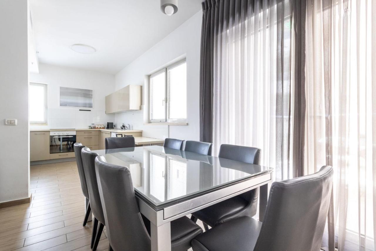 Jaffa- Beautiful 3 Bedroom Apartment Best Location エルサレム エクステリア 写真